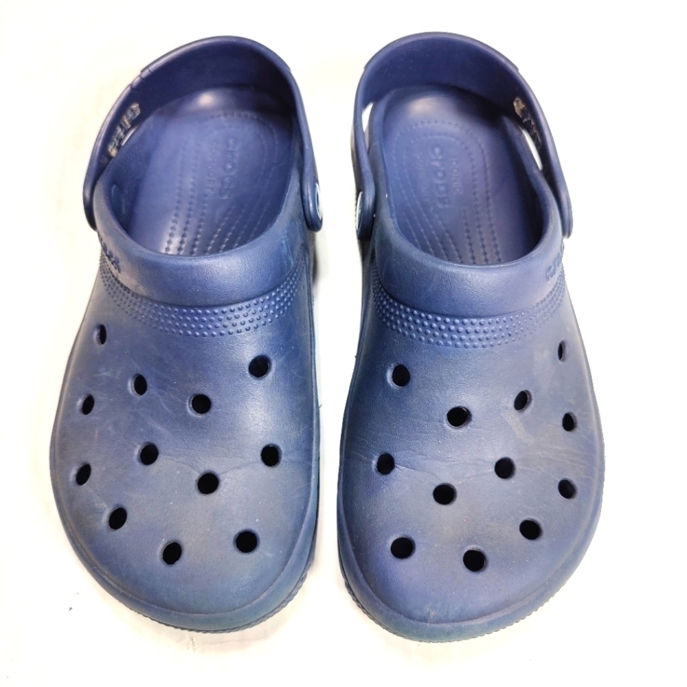 CROCS Classic Clogs Sea Navy Sandals Unisex Size Women's 7 Men's 5